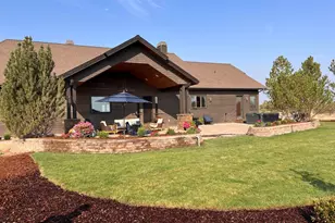 18810 SW Sisters Pl, Powell Butte, OR 97753 - Photo 38
