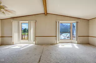 1344 Dowell Rd, Grants Pass, OR 97527 - Photo 12