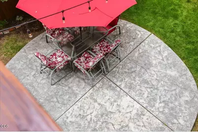 425 NW State Street, Bend, OR 97703 - Photo 30
