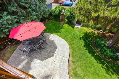 425 NW State Street, Bend, OR 97703 - Photo 58