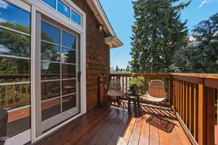 425 NW State St, Bend, OR 97703 - Photo 28