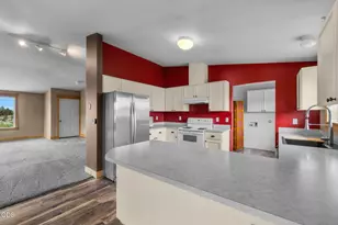 24893 Elk Ln, Bend, OR 97701 - Photo 8