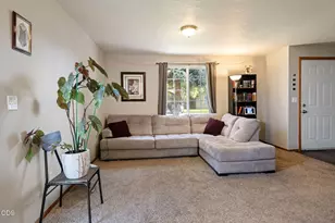 2716 -2718 SW Umatilla Ave, Redmond, OR 97756 - Photo 14