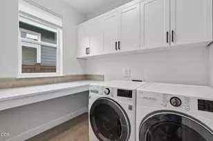 20488 Aberdeen, Bend, OR 97702 - Photo 76