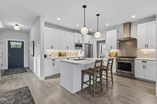 20488 Aberdeen, Bend, OR 97702 - Photo 6