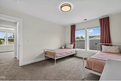 20488 Aberdeen, Bend, OR 97702 - Photo 36