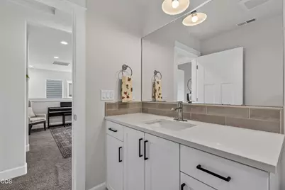 20488 Aberdeen, Bend, OR 97702 - Photo 34