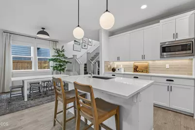 20488 Aberdeen, Bend, OR 97702 - Photo 10