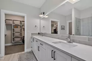 20488 Aberdeen, Bend, OR 97702 - Photo 24
