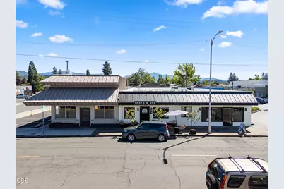 239 SE G Street, Grants Pass, OR 97526 - Photo 1