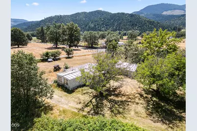 2670 Kincaid Road, Williams, OR 97544 - Photo 12