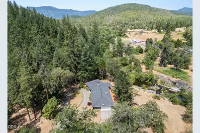 11178 E Evans Creek Road, Rogue River, OR 97537 - Photo 58