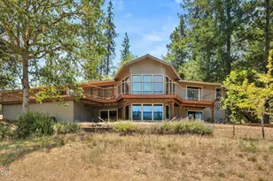 11178 E Evans Creek Rd, Rogue River, OR 97537 - Photo 2