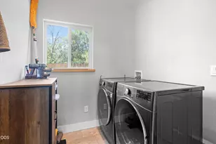 922 Palomino Dr, Grants Pass, OR 97526 - Photo 42
