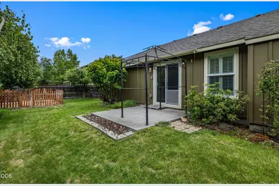 2041 SW Obsidian Avenue, Redmond, OR 97756 - Photo 36