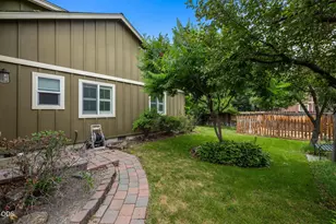 2041 SW Obsidian Ave, Redmond, OR 97756 - Photo 40