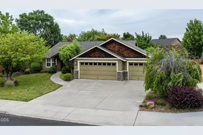 2041 SW Obsidian Avenue, Redmond, OR 97756 - Photo 44