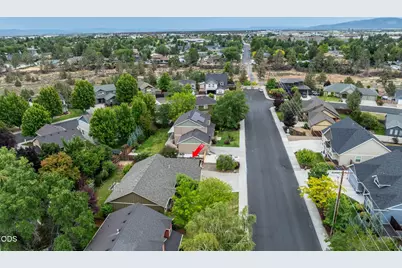 2041 SW Obsidian Avenue, Redmond, OR 97756 - Photo 48