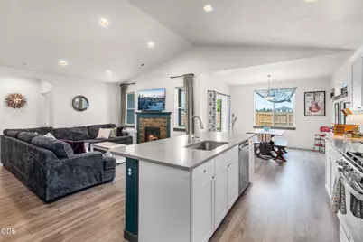 1546 NW Varnish Place, Redmond, OR 97756 - Photo 4