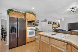 3460 Blue Blossom Dr, Medford, OR 97504 - Photo 12