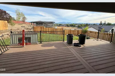 3366 Viewpoint Drive, Medford, OR 97504 - Photo 10