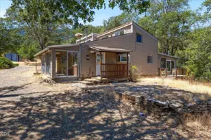 2350 Galls Creek Rd, Gold Hill, OR 97525 - Photo 1