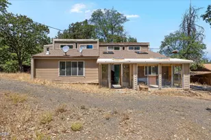 2350 Galls Creek Rd, Gold Hill, OR 97525 - Photo 16