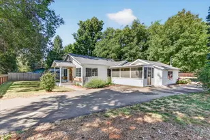 295 W Evans Creek Rd, Rogue River, OR 97537 - Photo 6