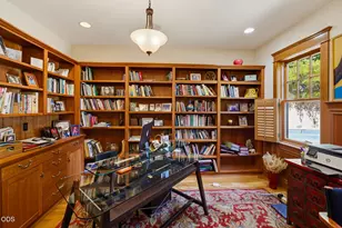 129 Almond St, Ashland, OR 97520 - Photo 40