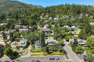 129 Almond St, Ashland, OR 97520 - Photo 72