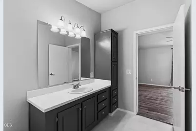 633 E Archwood #UNIT 27, Eagle Point, OR 97524 - Photo 22