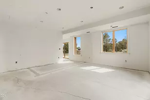 23020 Brushline Ct, Bend, OR 97701 - Photo 18