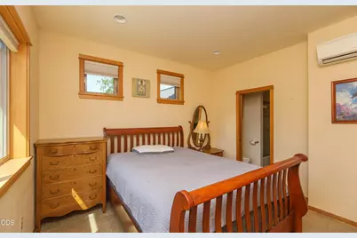 1249 Iowa, Ashland, OR 97520 - Photo 16