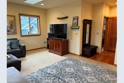 1249 Iowa, Ashland, OR 97520 - Photo 8