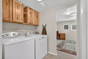 125 Hudspeth Ln, Shady Cove, OR 97539 - Photo 20