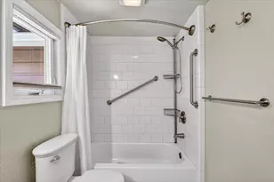 125 Hudspeth Ln, Shady Cove, OR 97539 - Photo 16