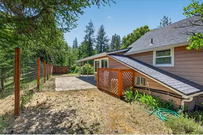 125 Hudspeth Lane, Shady Cove, OR 97539 - Photo 26