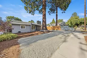 1415 E Main St, Medford, OR 97504 - Photo 1