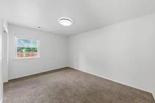 1415 E Main St, Medford, OR 97504 - Photo 16