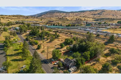 3710 Lakeport Boulevard, Klamath Falls, OR 97601 - Photo 14