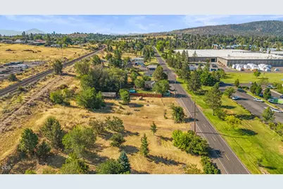 3710 Lakeport Boulevard, Klamath Falls, OR 97601 - Photo 26