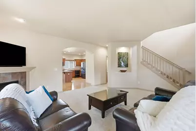 1998 NE Cradle Mountain Way, Bend, OR 97701 - Photo 8