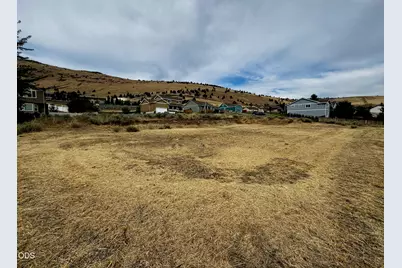 866 Westview Drive, Klamath Falls, OR 97603 - Photo 4