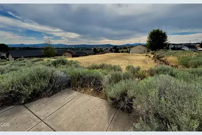 866 Westview Drive, Klamath Falls, OR 97603 - Photo 8