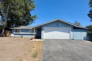 1131 Merryman Dr, Klamath Falls, OR 97603 - Photo 1