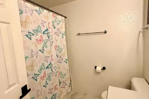 1131 Merryman Dr, Klamath Falls, OR 97603 - Photo 4