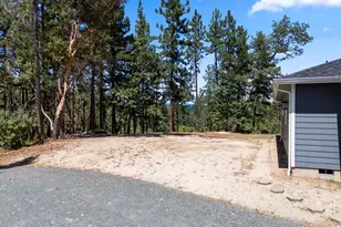 235 Needlewood Dr, Grants Pass, OR 97526 - Photo 42