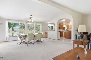 62765 Stenkamp Rd, Bend, OR 97701 - Photo 10