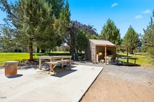 62765 Stenkamp Rd, Bend, OR 97701 - Photo 28