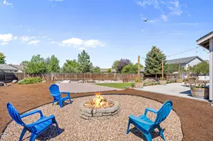 1215 SW 32nd Ct, Redmond, OR 97756 - Photo 4